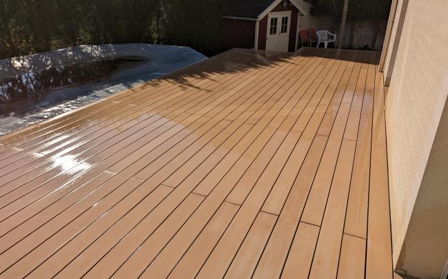 Pose de terrasse en bois composite, exotique et carrelage à Nemours 77