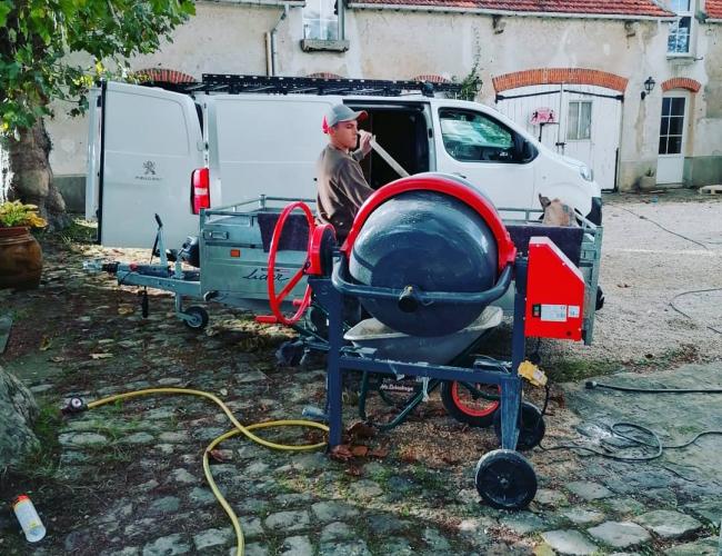 Construction et pose d'une terrasse en bois mélèze de 100m² à Meaux (77)