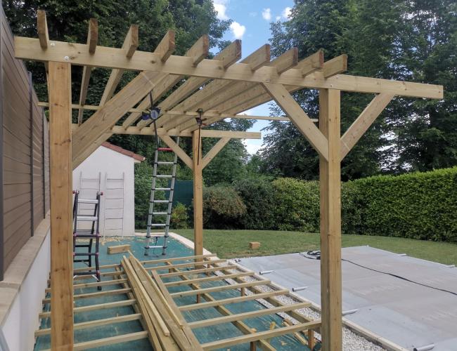 Pergolas et terrasse en pin Thorigny sur Marne (77)