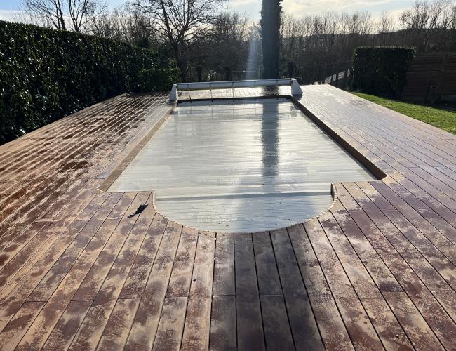 "Comment le Bambou Révolutionne les Terrasses en Bois: Durable, Beau, Pratique""Optimisez Votre Espace Extérieur: Avantages Uniques d'une Terrasse en Bambou"