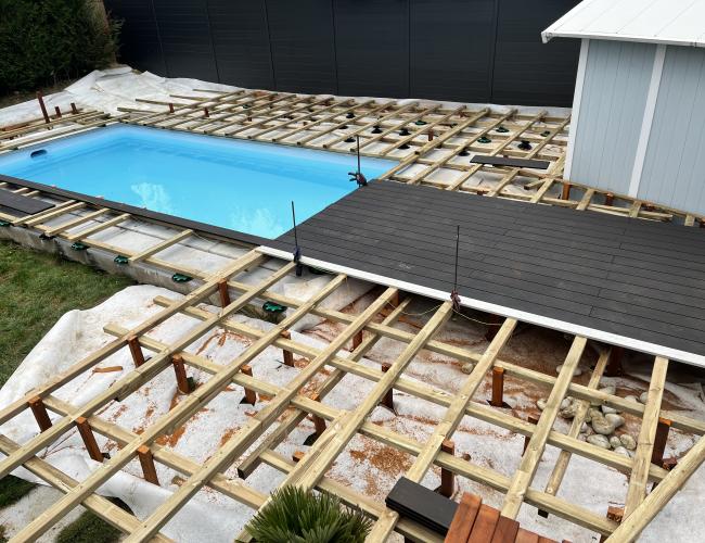 "Des Terrasses en Bambou qui Transforment Votre Jardin en Seine-et-Marne"