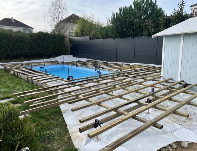 "Créer des Espaces Extérieurs Magiques avec une Terrasse en Bambou en Seine-et-Marne"