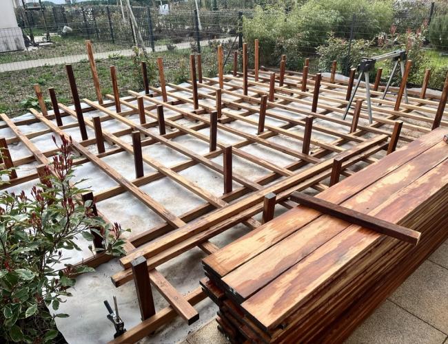 pose de terrasse en bois exotique Seine et Marne